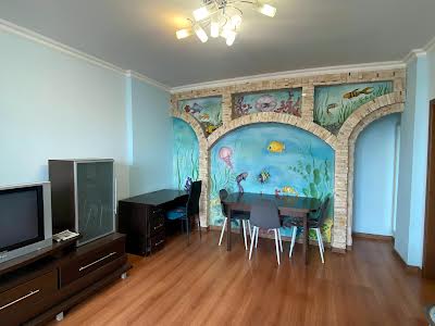 квартира за адресою Раїси Окіпної вул., 8