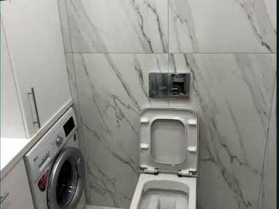 квартира за адресою Драгоманова вул., 10