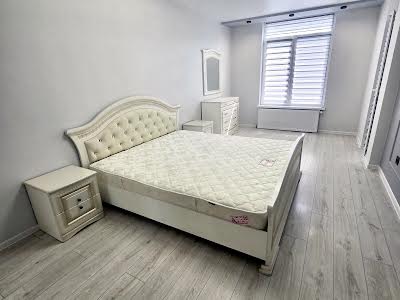 квартира по адресу Злуки просп., 5