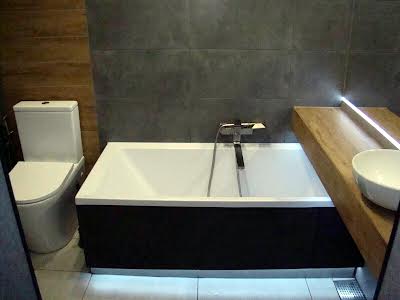квартира за адресою Миколи Гулака вул., 4