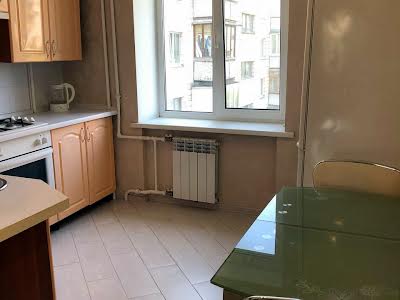 квартира за адресою Андрія Верхогляда вул. (Михайла Драгомирова), 6-Б