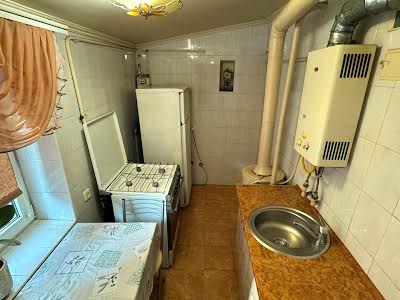 квартира за адресою Михайла Болтенко, 35