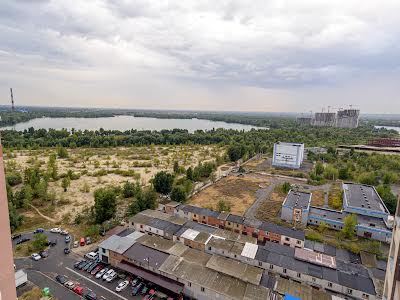 квартира за адресою Соломії Крушельницької вул., 13