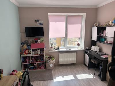 квартира за адресою Бишівська вул., 7