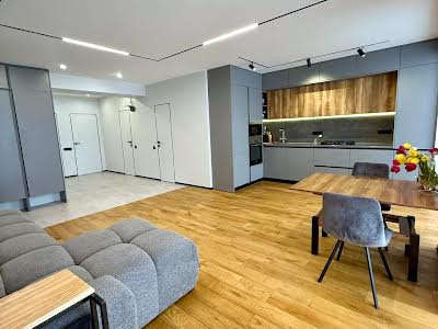 квартира за адресою Височана, 18