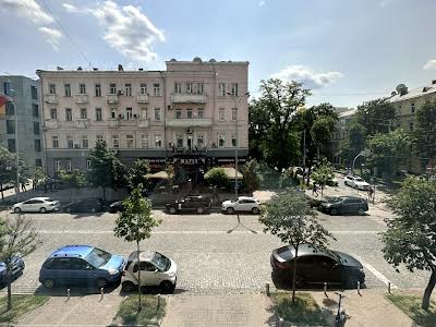 коммерческая по адресу Богдана Хмельницкого ул., 32
