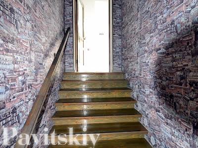 комерційна за адресою Кожум'яцька вул., 20