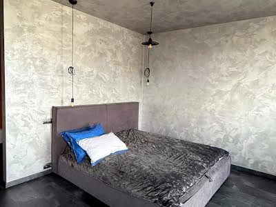 квартира за адресою Юнацька вул., 19
