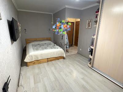 квартира за адресою Ушинського вул., 16