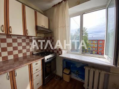 квартира за адресою Космонавтів вул., 11в