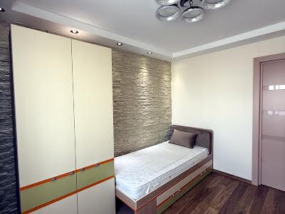 квартира за адресою Митрополита Василя Липківського вул. (Урицького), 23
