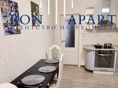 квартира за адресою Миколи Гулака вул., 4