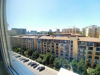 квартира за адресою Зоопаркова вул., 10