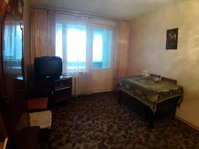 квартира за адресою Андрія Малишка вул., 13-А
