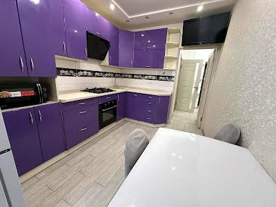 квартира за адресою Соборна вул., 126/14