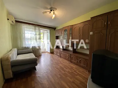 квартира за адресою Космонавтів вул., 11в