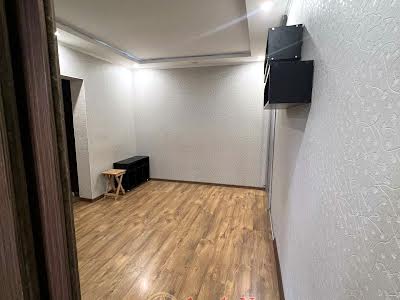 квартира по адресу Лузановская ул., 5а