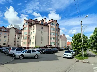 квартира за адресою Боголюбова вул., 1