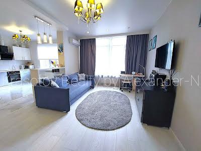 квартира за адресою Генуезька вул., 3б