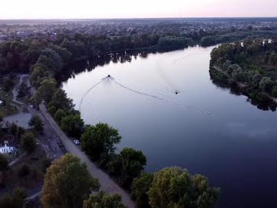 участок по адресу Трояндова