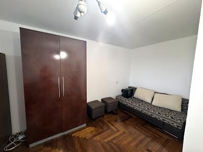 квартира за адресою Вовчинецька вул., 206