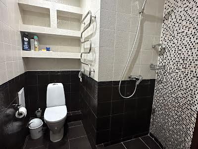 квартира за адресою Ахматова, 30
