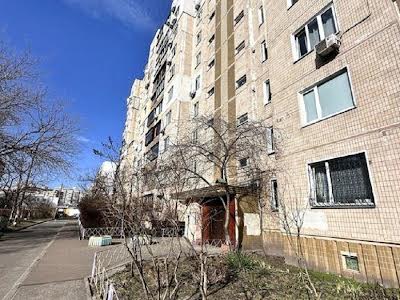 квартира по адресу Драгоманова ул., 42а