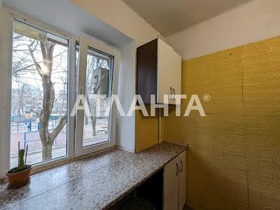 квартира за адресою Космонавтів вул., 7