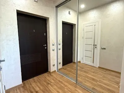 квартира по адресу Машинобудівників ул., 16