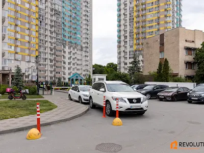 квартира за адресою Академіка Заболотного вул., 15-г