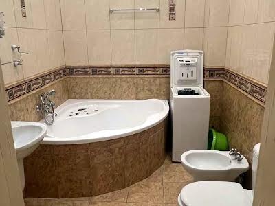 квартира за адресою Фредра, 1