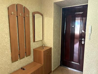 квартира за адресою Дубовецька вул. (Енгельса), 37а