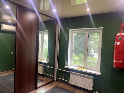 квартира за адресою Ревуцького вул., 35