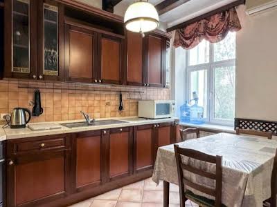 квартира по адресу Лютеранская ул., 4