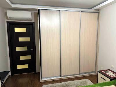 квартира за адресою Дегтярівська вул., 25а к1