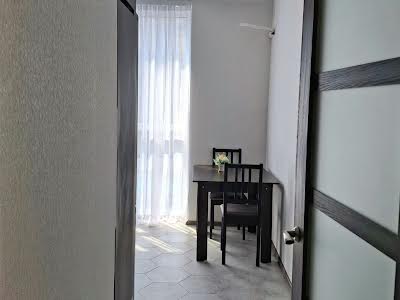 квартира за адресою Академіка Заболотного вул., 15-г