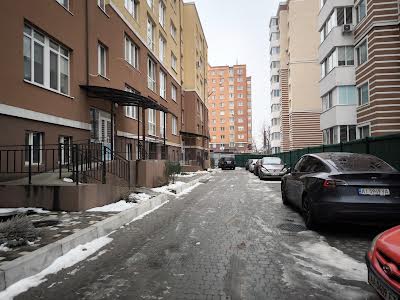 квартира по адресу Миколи Сингаївського ул. (Ново-Оскольская), 10