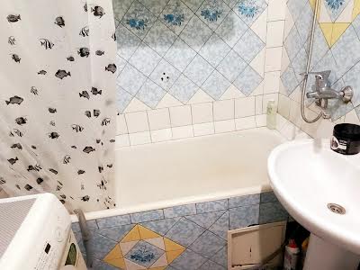 квартира за адресою Миру вул., 9