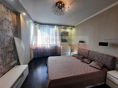 квартира за адресою Бориса Гмирі вул., 8 -Б