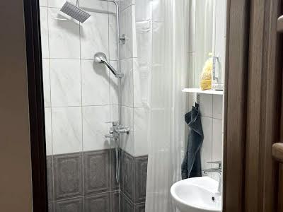 квартира за адресою Михайла Туган-Барановського вул., 34