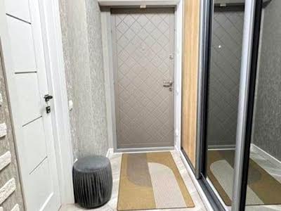 квартира за адресою Драгоманова вул., 10