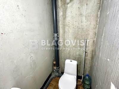 квартира за адресою Ревуцького вул., 54