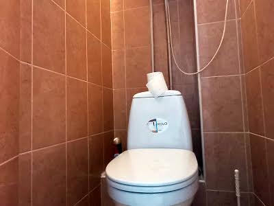 квартира за адресою Автозаводська вул., 81