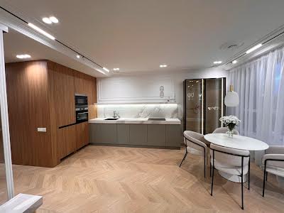 квартира за адресою Кудрявська вул., 24а