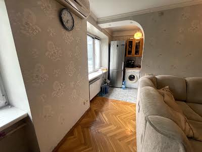 квартира за адресою Михайла Бойчука вул. (Кіквідзе), 41