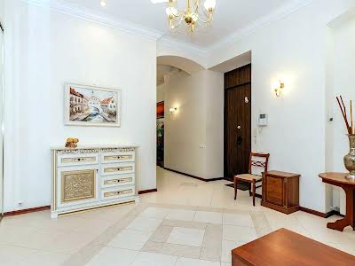 квартира за адресою Саксаганського вул., 58