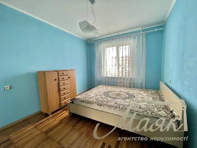 квартира за адресою Запорізька вул., 5