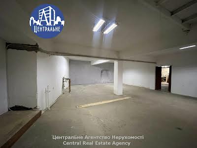 коммерческая по адресу Гагаріна, 15