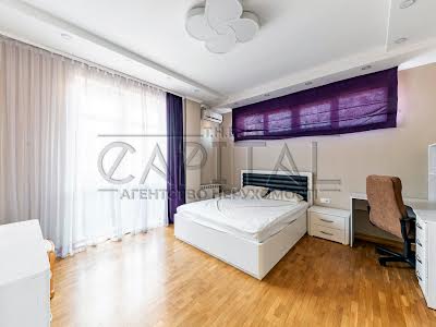 квартира по адресу Чорногірська ул., 14