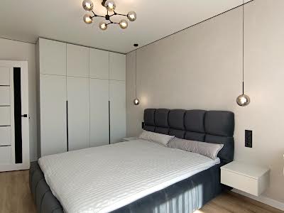 квартира за адресою Крайківського, 48
